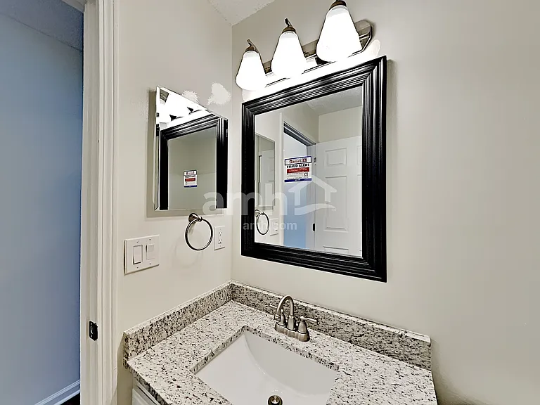 3155 Olde Sutton Parke Dr — Photo 16