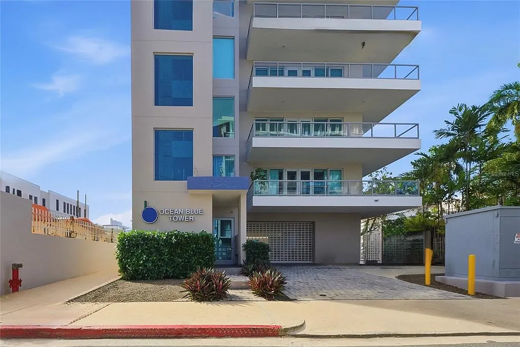 3 bed, 2.5 bath, 2984 sqft, $5,500 — Photo 1
