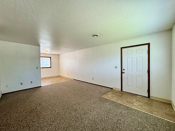 2nd image of 2340 Fairview Ave APT 3
