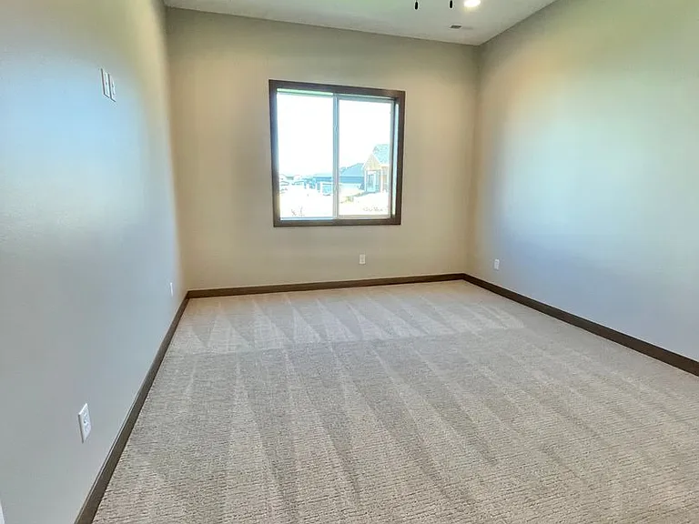 5406 W Liberator Cir — Photo 13