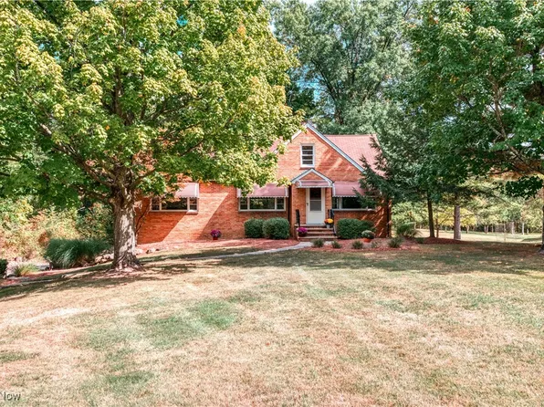 6225 Richmond Rd, Solon, OH 44139