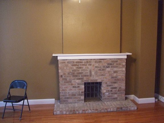 4th image of 6110 Emma Ave