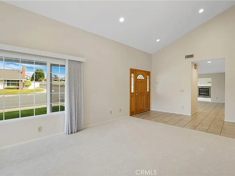 14602 Bel Aire St — Photo 8