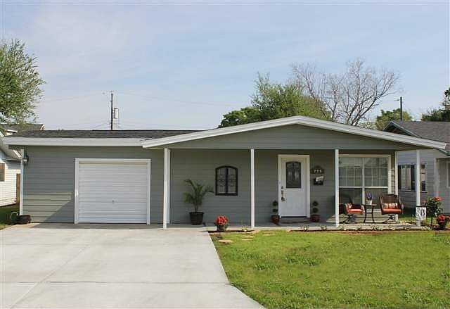 1st image of 726 Central Dr