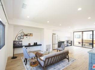 860 S Wilton Pl, Los Angeles, CA 90005