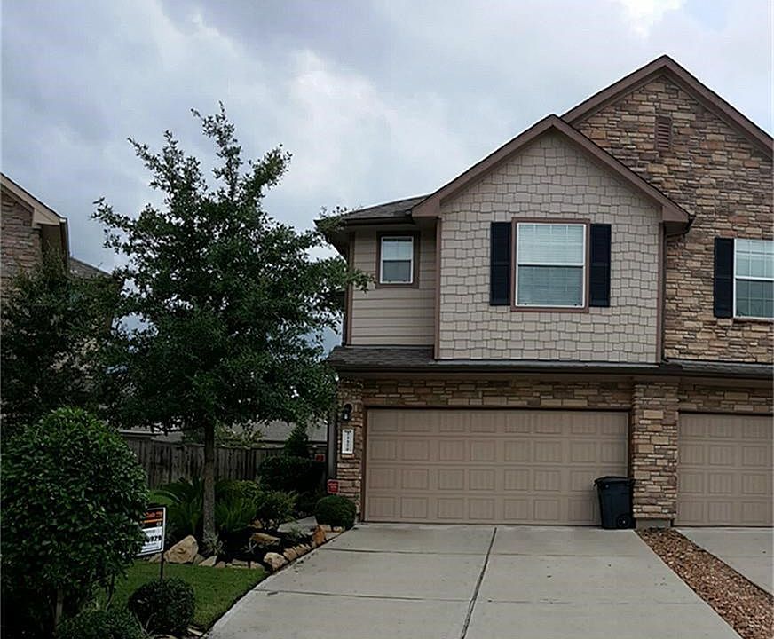 1st image of 24570 Folkstone Cir