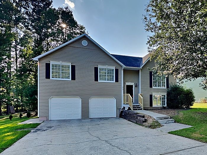 1st image of 859 Grindstone Dr SW