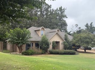 1612 Grand Oaks Blvd, Oxford, MS 38655