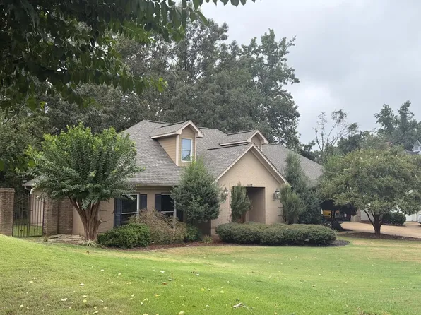 1612 Grand Oaks Blvd, Oxford, MS 38655