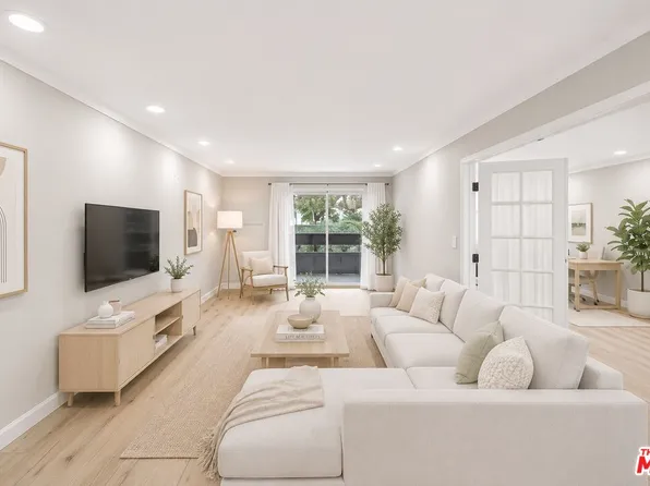 2700 Cahuenga Blvd #4220, Los Angeles, CA 90068