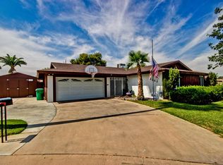2207 E Des Moines Cir, Mesa, AZ 85213