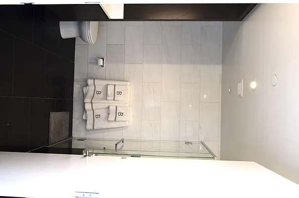 Rented by Enny Property LLC | media 34