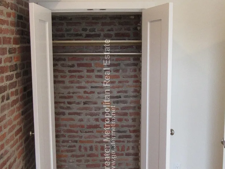 351 North St #7 — Photo 12
