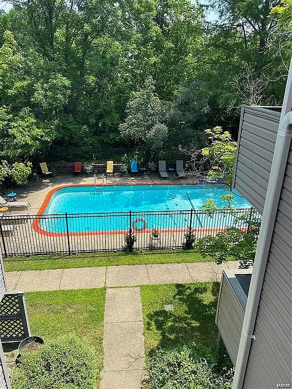 2 bed, 1142 sqft, $1,450 — Photo 1