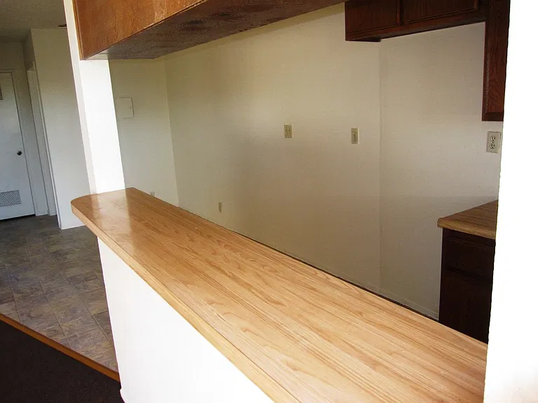 13415 Kornblum Ave #3 — Photo 7