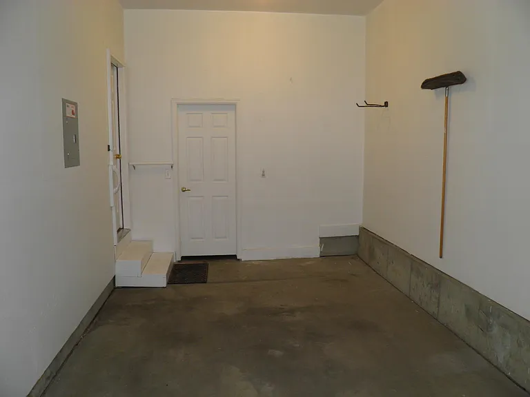 11575 Decatur St #D — Photo 25