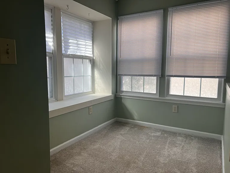 117 Whitehaven Ct — Photo 4