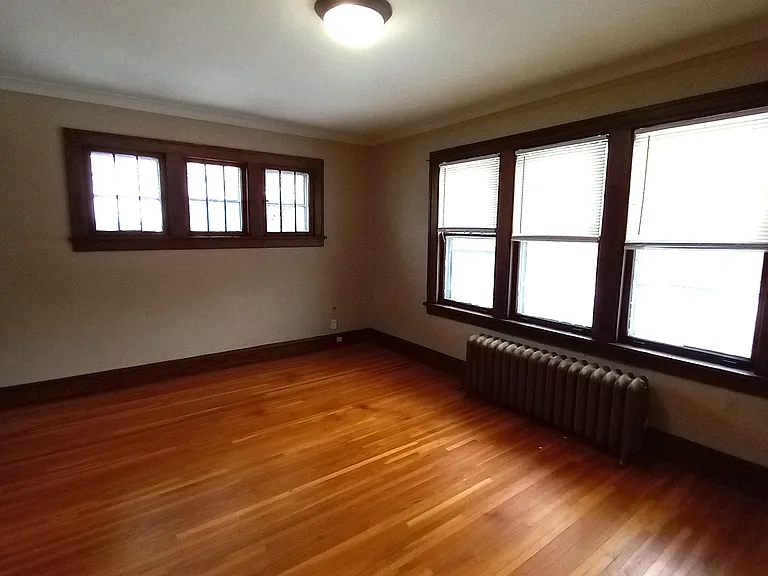 1990 Marshall Ave #10 — Photo 15