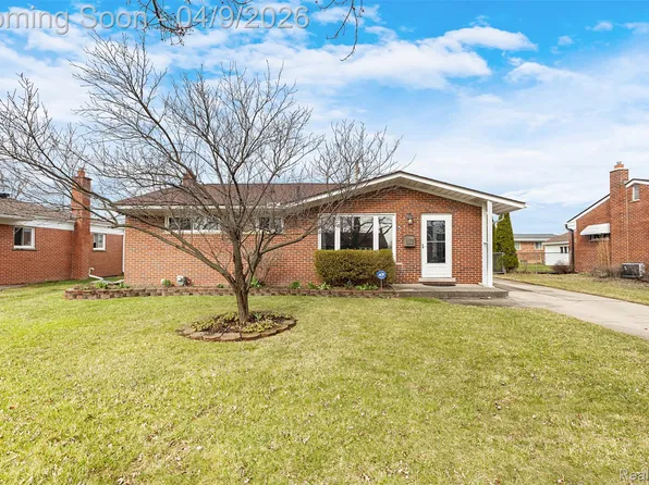 8731 N Hubbard St, Westland, MI 48185