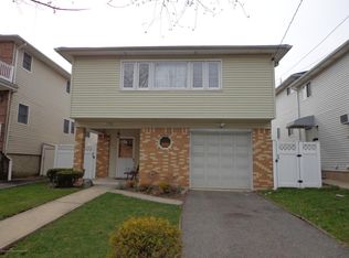 360 Ridgewood Ave, Staten Island, NY 10312