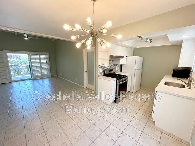 2160 S Palm Canyon Dr #9 — Photo 8