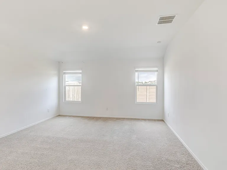 591 Avre Loop — Photo 24