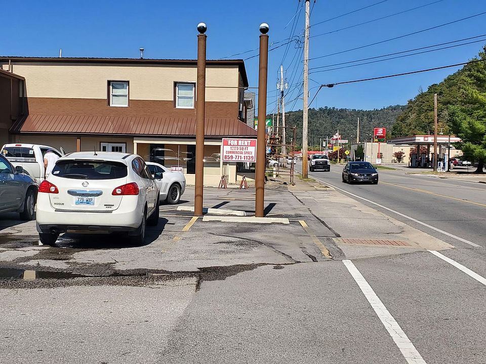 2nd image of 605 N Lake Dr #10