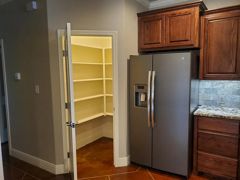 Walk in pantry.