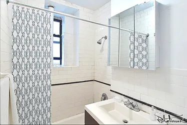 Rented by Platinum Properties