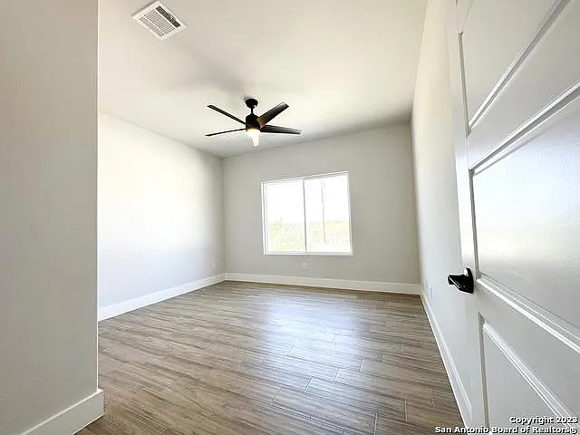 102 George Erath — Photo 14