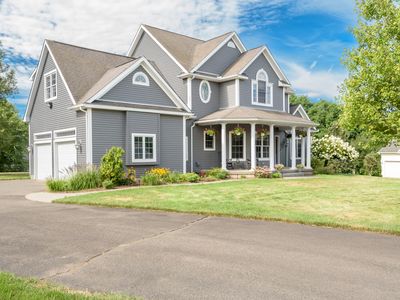 100 Sunrise Drive, Manchester, CT, 06040
