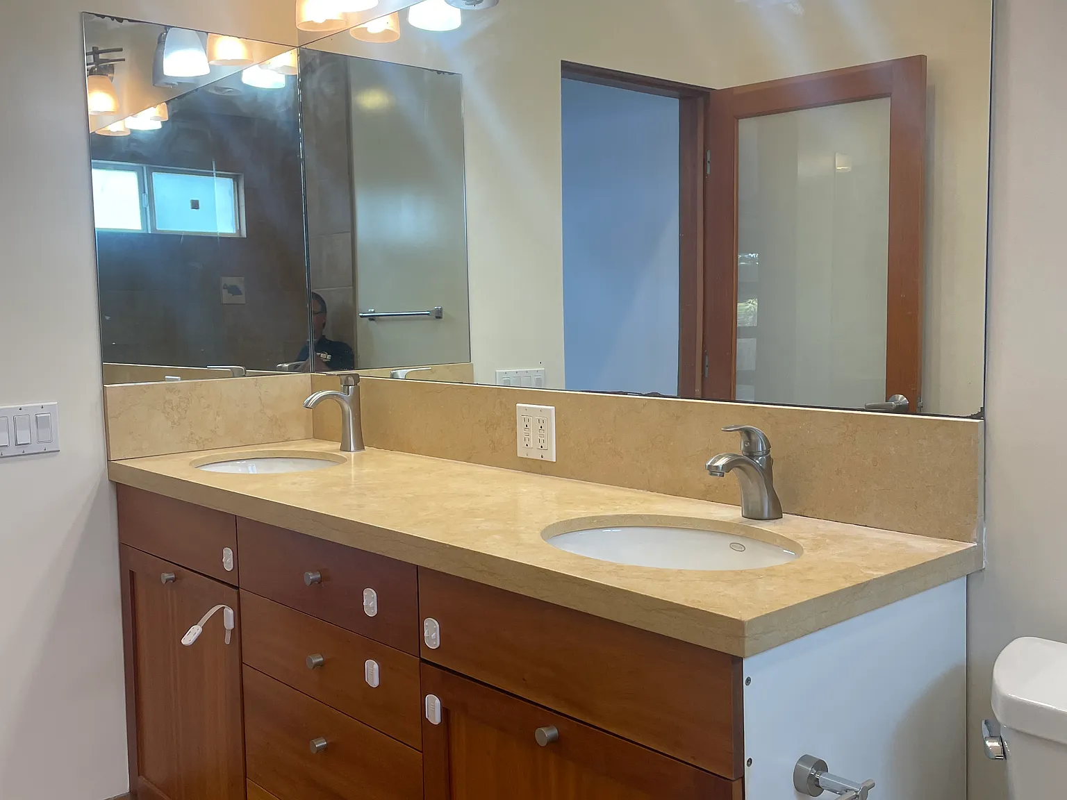 2 bed, 1100 sqft, $6,500 — Photo 4