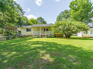 4710 Riverside Dr SE, Dalton, GA 30721