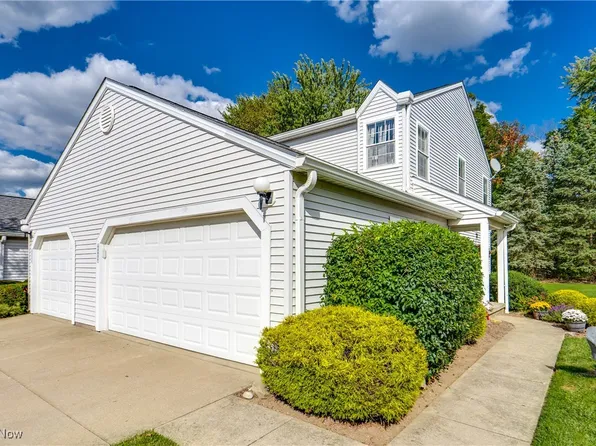 9423 Preakness Dr APT F, Northfield, OH 44067