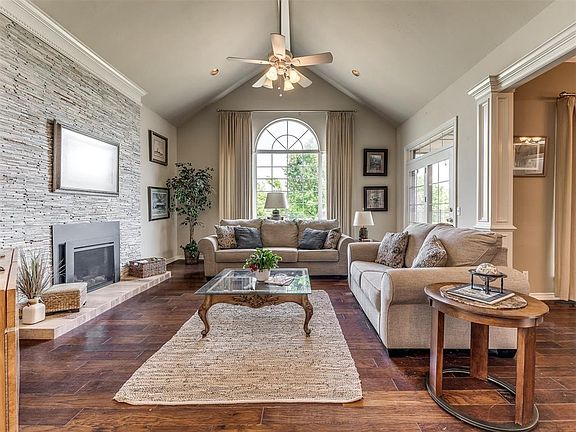 5th image of 15608 Traditions Blvd
