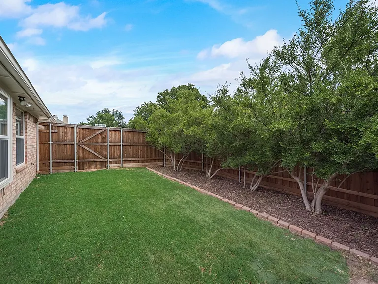 4008 Daden Oaks Dr — Photo 19