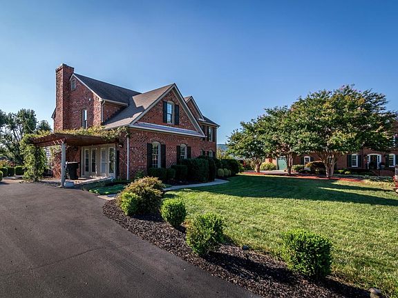 4th image of 7816 College View Ct
