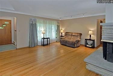2nd image of 22820 Sycamore Dr