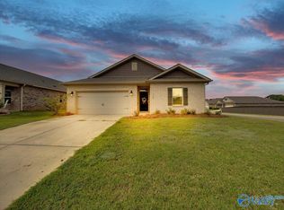 140 Branton Ct, New Market, AL 35761