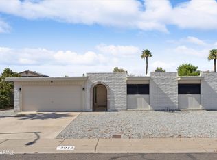 2912 W Laurel Ln, Phoenix, AZ 85029