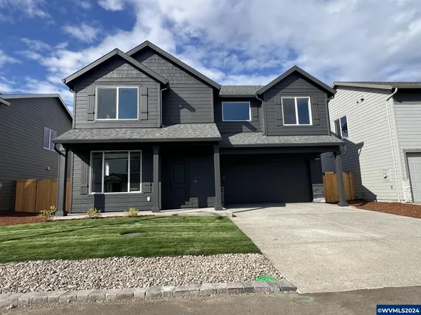 11236 Blueberry Loop NE, Donald, OR 97020