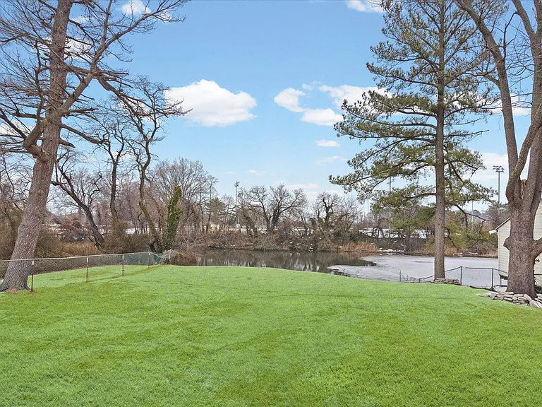 3145 Baybriar Rd — Photo 9