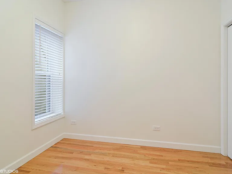 2741 W Fullerton Ave #1 — Photo 8