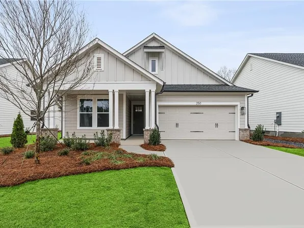 250 Strawberry Ln, Woodstock, GA 30189