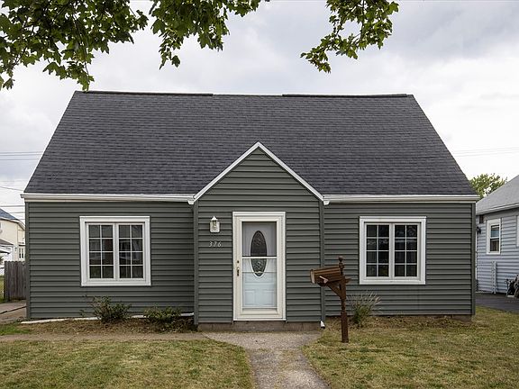 2nd image of 376 Tremont Ave
