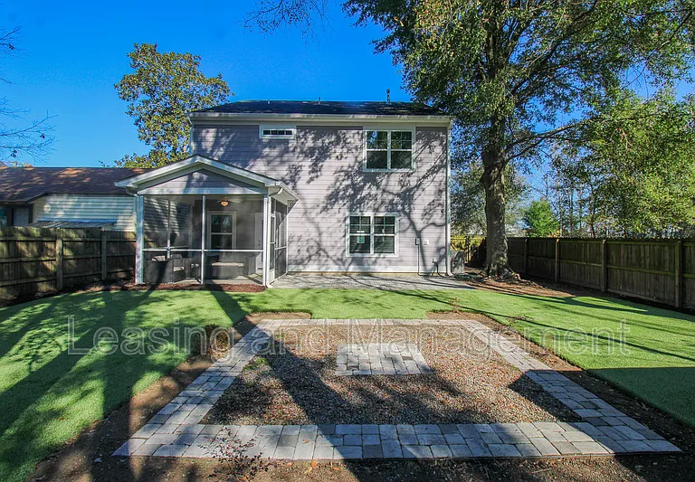 1149 Sumner Ave — Photo 10
