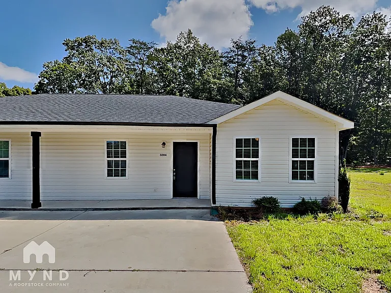 3284 Anderson Mountain Rd — Photo 1