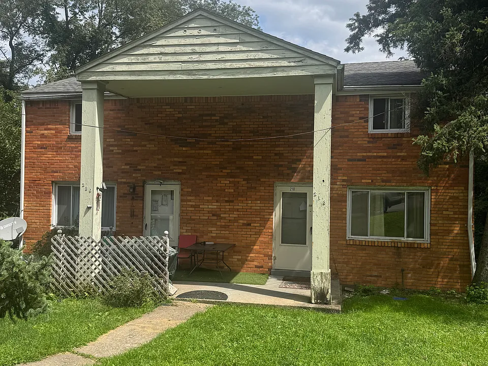 220 Duff Rd #218