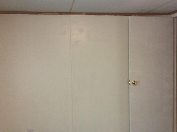 4th image of 28035 Greenbriar Dr