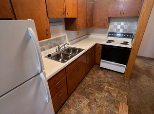 120 W Slifer St #10, Portage, WI 53901